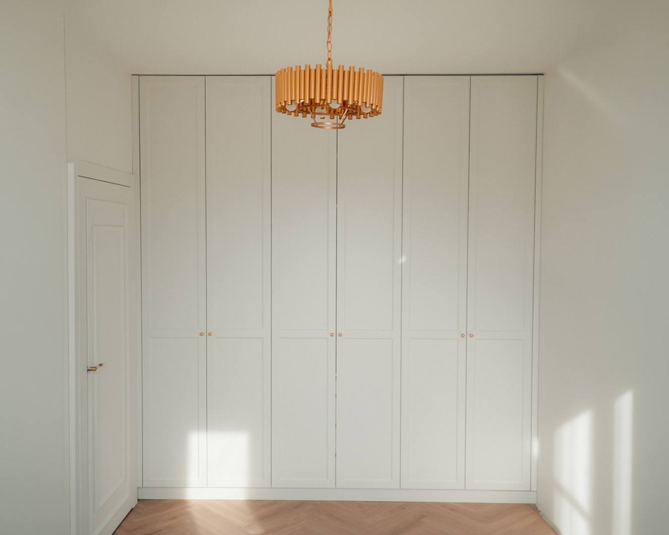 Kuchnia i garderoba w jednym języku - Apartament, zdjęcie 2 z 3